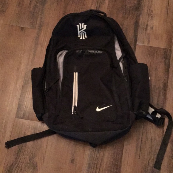 nike kyrie backpack 2018
